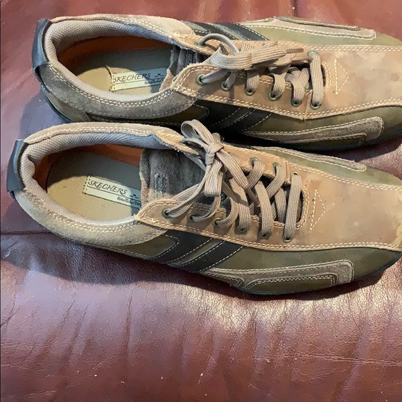 Shoes - Picture 4 of 5